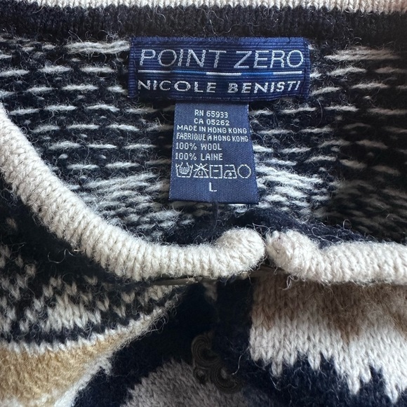 [SOLD] VINTAGE point zero 100% wool nordic fair isle navy blue grandma cardigan - Picture 11 of 11